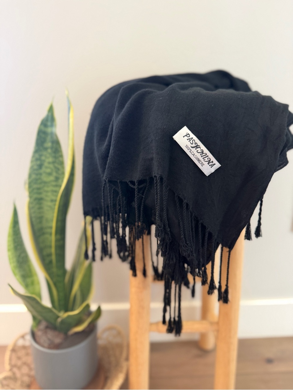 100% Cashmere Pashmina Black Luxe Fringe Scarf, 68x26